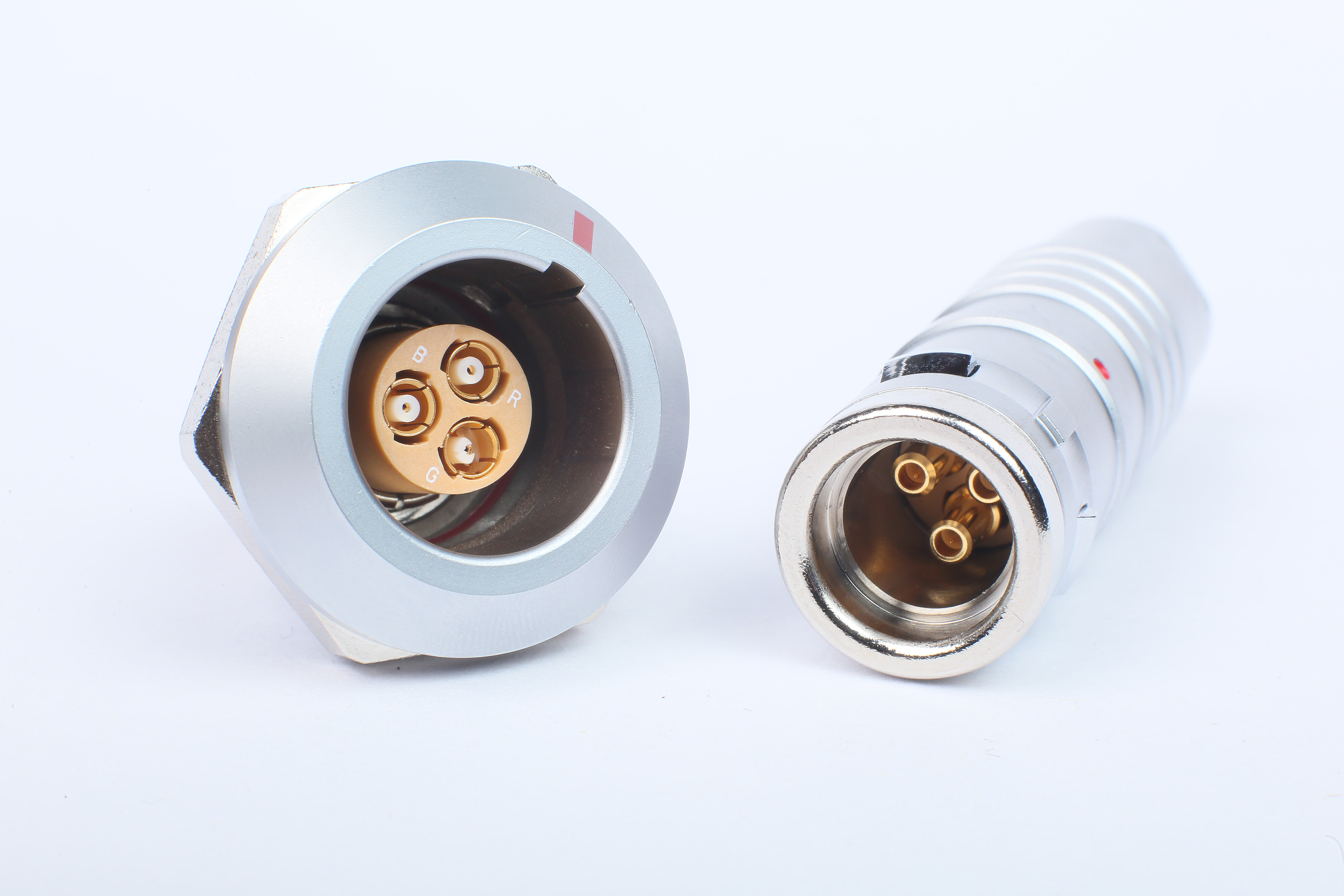 航空连接器：精密工程与现代工业的纽带